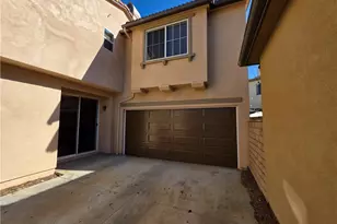 28930 Via ADELENA, Valencia, CA 91354 - Photo 11