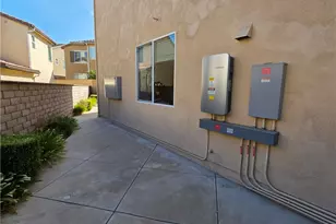 28930 Via ADELENA, Valencia, CA 91354 - Photo 17