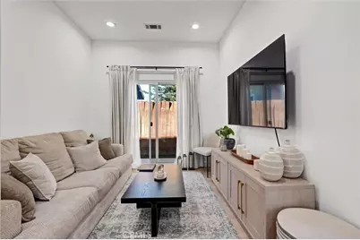 8612 Mason, Winnetka, CA 91306 - Photo 29