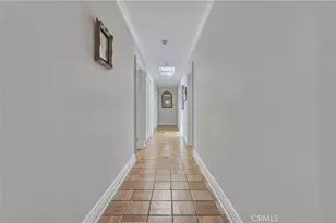 16172 Royal Oak Rd, Encino, CA 91436 - Photo 19