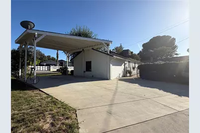 23141 Gonzales, Woodland Hills, CA 91367 - Photo 9