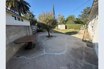 23141 Gonzales, Woodland Hills, CA 91367 - Photo 11