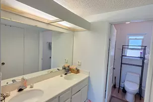 23541 Victory, West Hills, CA 91307 - Photo 13
