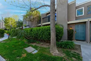 23541 Victory, West Hills, CA 91307 - Photo 3