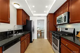 6021 Lindley Ave, Tarzana, CA 91356 - Photo 9