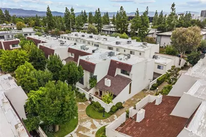 6249 Randi Avenue, Woodland Hills, CA 91367 - Photo 3