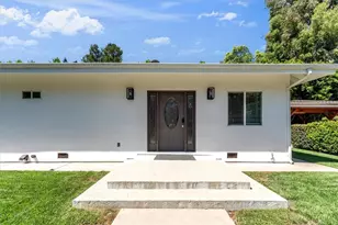 22720 Oxnard St, Woodland Hills, CA 91367 - Photo 21