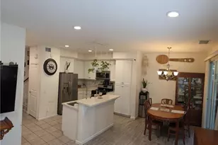10349 Diamond Way, Pacoima, CA 91331 - Photo 7
