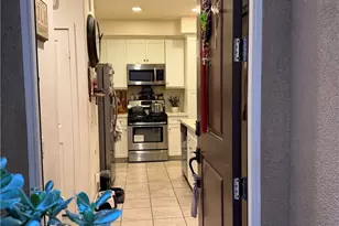 10349 Diamond Way, Pacoima, CA 91331 - Photo 5