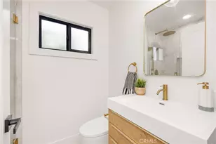 5856 Halbrent Ave, Sherman Oaks, CA 91411 - Photo 13