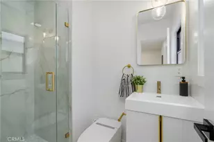 17200 Lanark St, Lake Balboa, CA 91406 - Photo 19