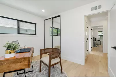 17200 Lanark Street, Lake Balboa, CA 91406 - Photo 15