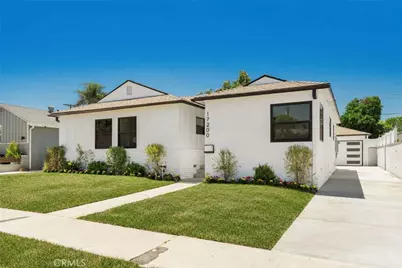17200 Lanark Street, Lake Balboa, CA 91406 - Photo 1