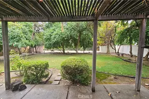 23218 8th, Newhall, CA 91321 - Photo 1