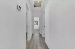 8101 Lemona, Los Angeles, CA 91402 - Photo 11