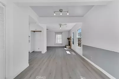8101 Lemona, Los Angeles, CA 91402 - Photo 7