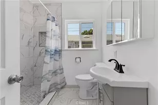 8101 Lemona, Los Angeles, CA 91402 - Photo 13