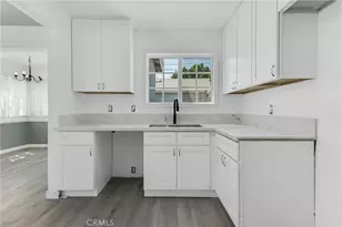 8101 Lemona, Los Angeles, CA 91402 - Photo 9