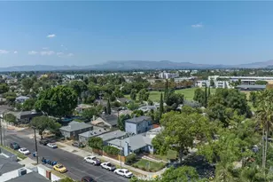 8101 Lemona, Los Angeles, CA 91402 - Photo 31