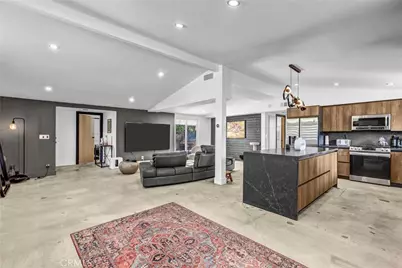 20562 Skouras, Winnetka, CA 91306 - Photo 5