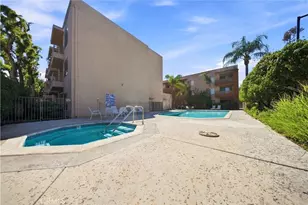 6815 Remmet Ave, Los Angeles, CA 91303 - Photo 19