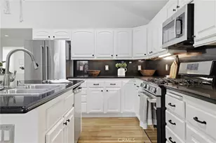 17717 Miranda, Encino, CA 91316 - Photo 7
