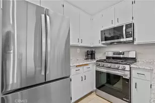18752 Mandan, Canyon Country, CA 91351 - Photo 11
