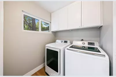 3716 Crownridge, Sherman Oaks, CA 91403 - Photo 35