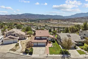 28068 Valcour, Canyon Country, CA 91387 - Photo 3