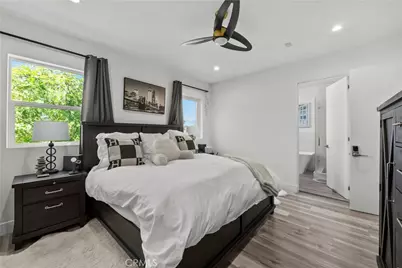 8404 Woodley Place, North Hills, CA 91343 - Photo 13