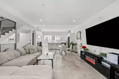 8404 Woodley Place, North Hills, CA 91343 - Photo 9