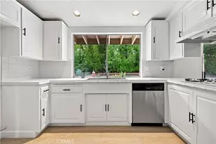 20164 Santa Rita, Woodland Hills, CA 91364 - Photo 11