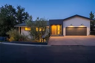 4234 Alhama Dr, Woodland Hills, CA 91364 - Photo 1