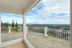 8527 Hedges Way, Los Angeles, CA 90069 - Photo 13