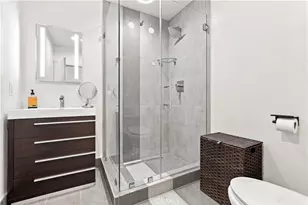 430 N Parish Pl, Burbank, CA 91506 - Photo 31