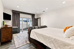 430 N Parish Pl, Burbank, CA 91506 - Photo 23
