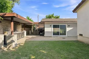 430 N Parish Pl, Burbank, CA 91506 - Photo 33