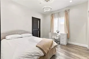 430 N Parish Pl, Burbank, CA 91506 - Photo 17