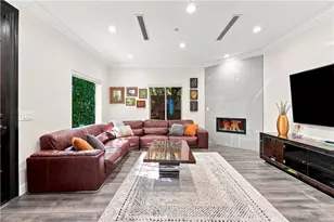 430 N Parish Pl, Burbank, CA 91506 - Photo 3