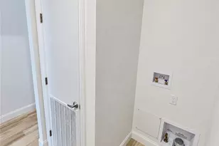 26 Coronado, Mission Hills (San Fernando), CA 91345 - Photo 17