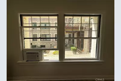 2121 James M Wood #110, Los Angeles, CA 90006 - Photo 3