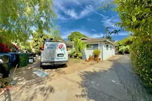 11454 Sunburst St, Sylmar, CA 91342 - Photo 35