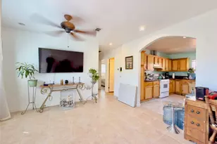 11454 Sunburst St, Sylmar, CA 91342 - Photo 29