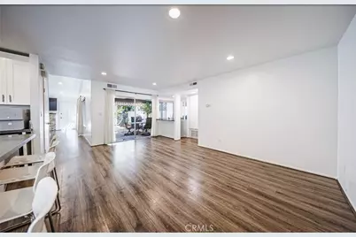 10415 Larwin, Chatsworth, CA 91311 - Photo 11