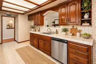 8037 Glade Ave, Canoga Park, CA 91304 - Photo 5