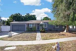 8330 Stansbury Ave, Panorama City, CA 91402 - Photo 15