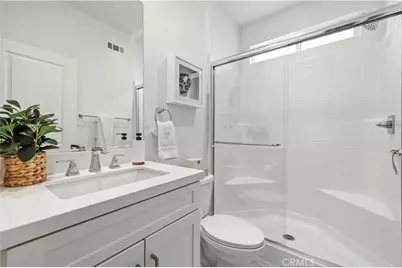 18135 Tableau Way, Saugus, CA 91350 - Photo 19