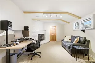 13616 Delano, Los Angeles, CA 91401 - Photo 15