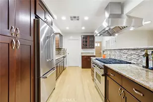 13616 Delano, Los Angeles, CA 91401 - Photo 11