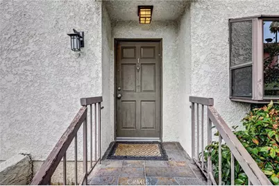 19620 Sherman Way Unit 1, Reseda, CA 91335 - Photo 3